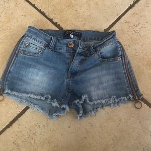 I got these shorts from vanilla sky a boutique in my town. They are a size 3.